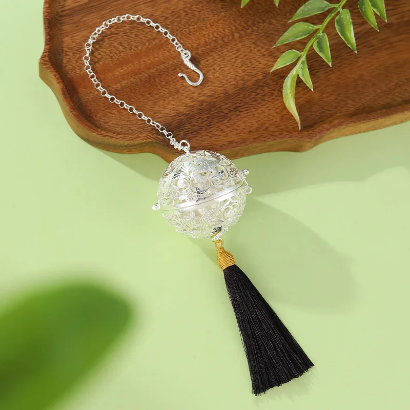 Imperial Concubine Grape Ancient Style Scented Ball Flower Bird Dragon Pattern Silver Bag Portable Car Tassel Incense Burner