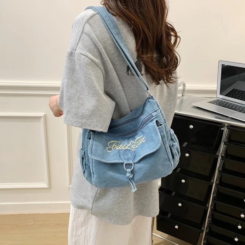 

Vintage Distressed Embroidered Denim Crossbody Bag for Women New Fashion Shoulder Bag Daily Commute Trendy Sling Bag