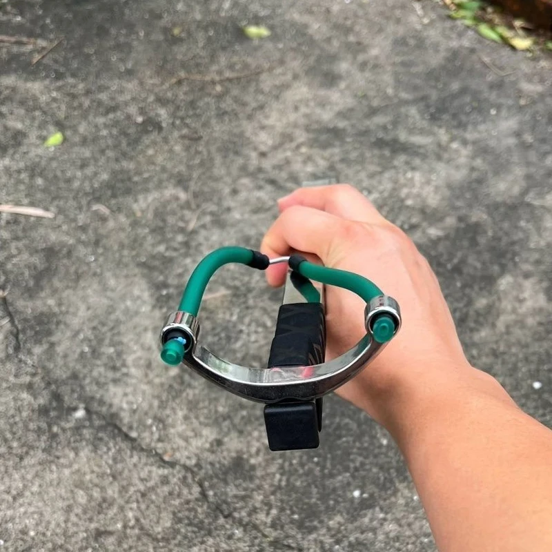 Outdoor Portable EDC Creative Flat Leather Slingshot Camping and Hiking Stainless Steel  Tool view 4