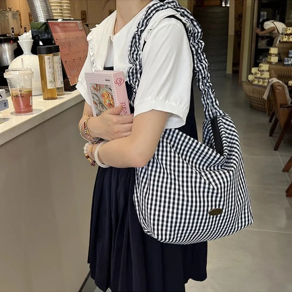 

Fashion Y2k Plaid Shoulder Bag Pleated Korean Style Canvas Crossbody Bag Ruffles Shoulder Strap Underarm Bag Girls