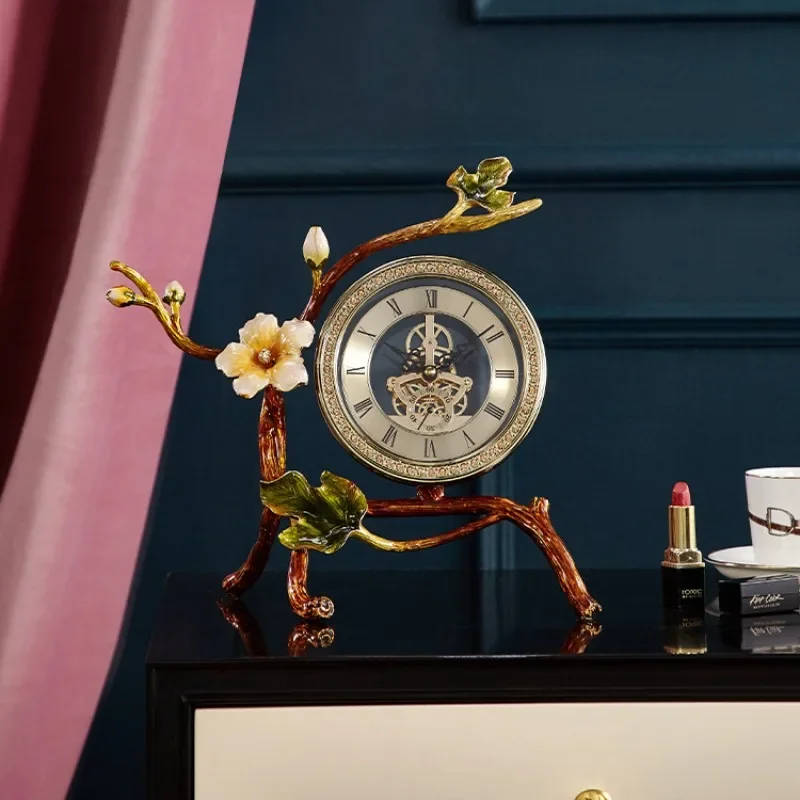 Light luxury enamel color seat clock, living room perspective gear seat clock, desktop decoration table