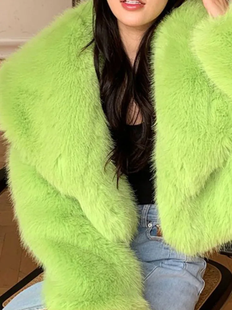 DEAT Fashion Women\'s Faux Fur Coat Lapel Loose Long Sleeve Fluorescent Green Thick Warm Imitation Fox Fur Jacket Winter 2024 New