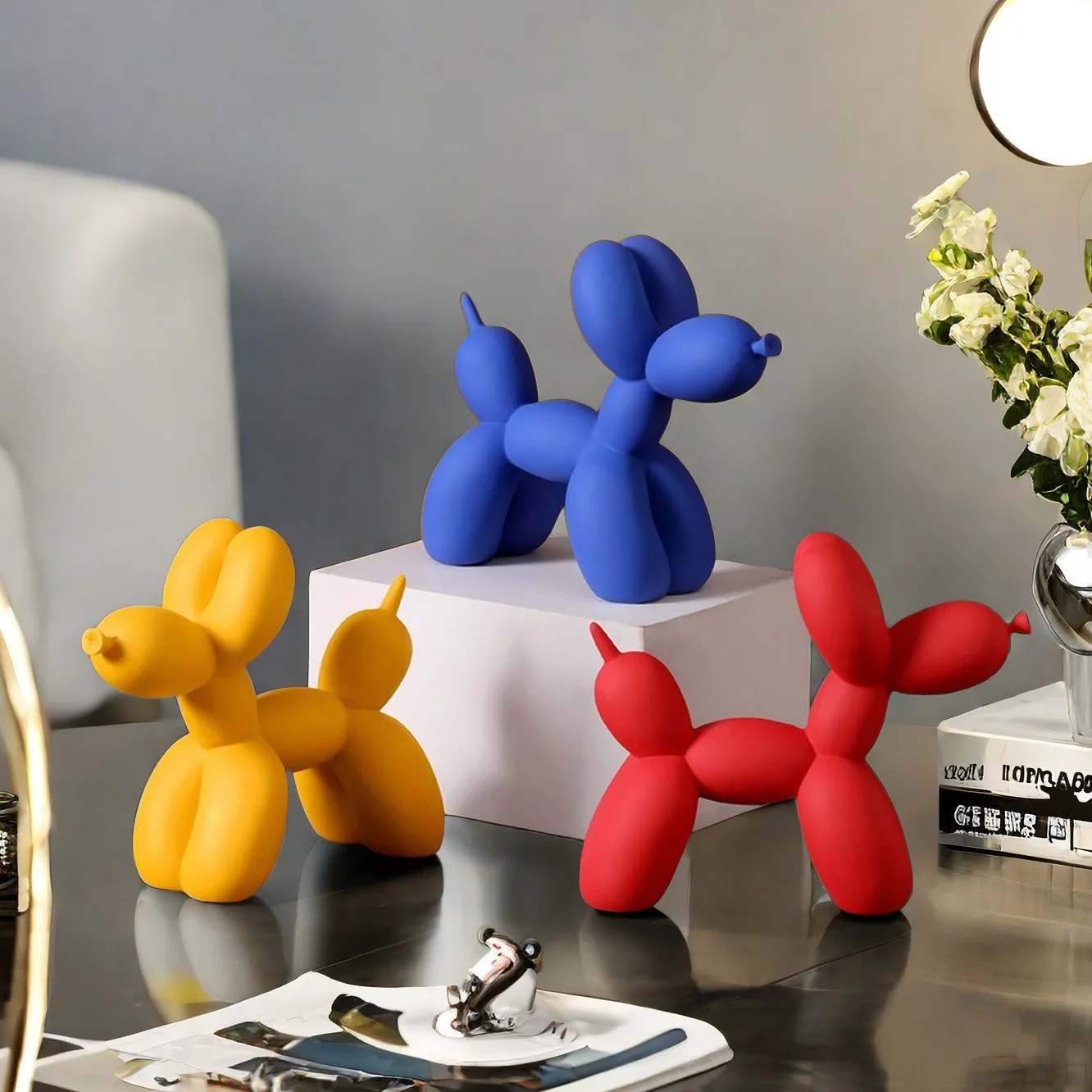 

Solid Color Balloon Dog Statue Home Decoration Resin Figurine Handicraft TV Cabinet Exhibition Display Office Desk Decor Gift