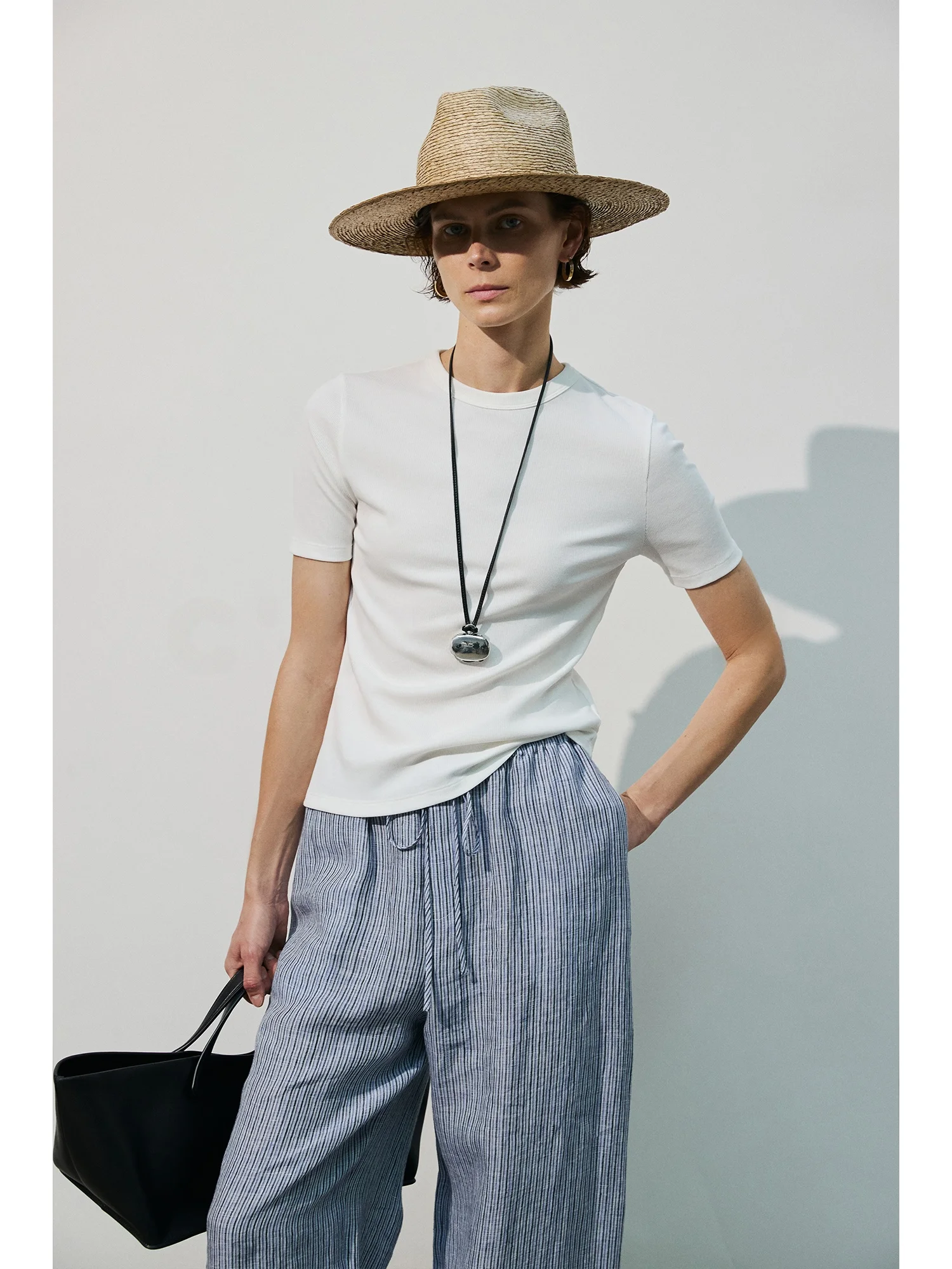 

C'est M Ultra-Elastic Slim Fit round Ne ort T-irt Strong Twist Cotton INS Blogging Sle Commute Faion Pure Color Sum...