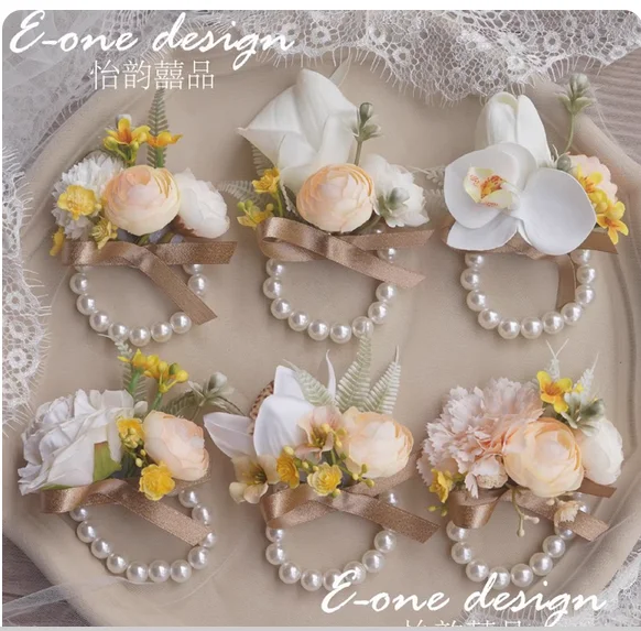 

Mori Шампанское Свадьба Невеста, Жених, Батьки, Подружка невесты, Шафер, Корсаж и Запястье сестры Цветок Открытие Зубов Знаменитости