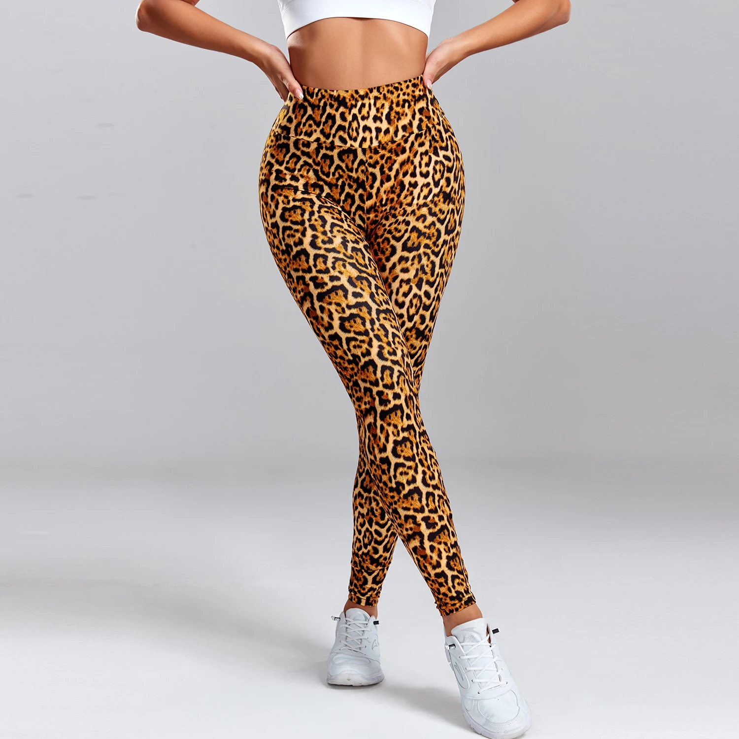 Wzór w cętki legginsy Fitness kobiety z wysokim stanem Sexy spodnie do jogi Scrunch tyłek Leggins siłownia Jogging oddychające ubrania damskie