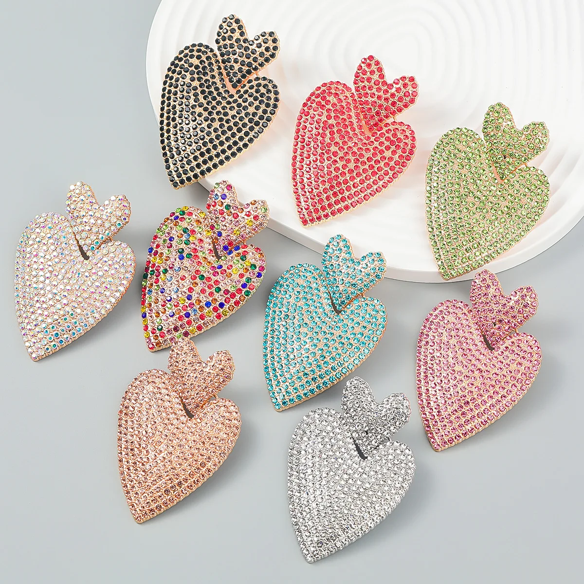 Digadagu Metallic Colorful Rhinestone Heart Earrings Women's Pop Exaggerated Dangle Earrings Party Jewelry Accessories image 2