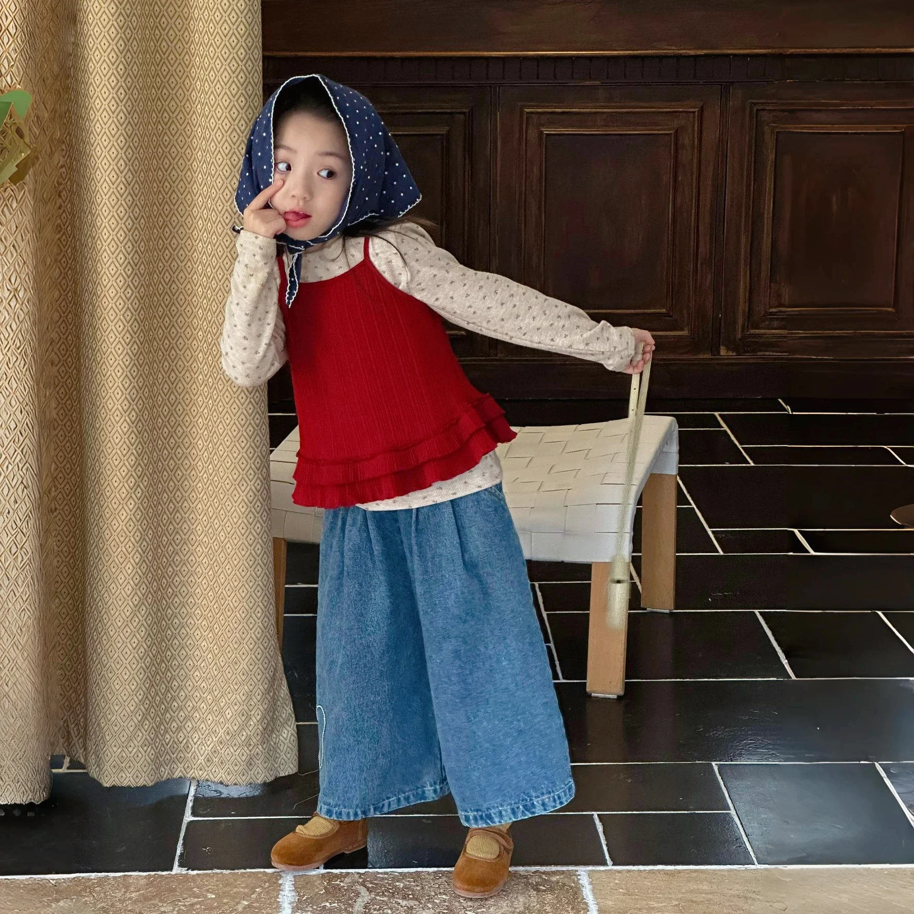 

Укороченный топ с милым цветочным принтом и широкие брюки, комплект из двух предметов для девочек, повседневный комплект на весну и осень, корейская версия