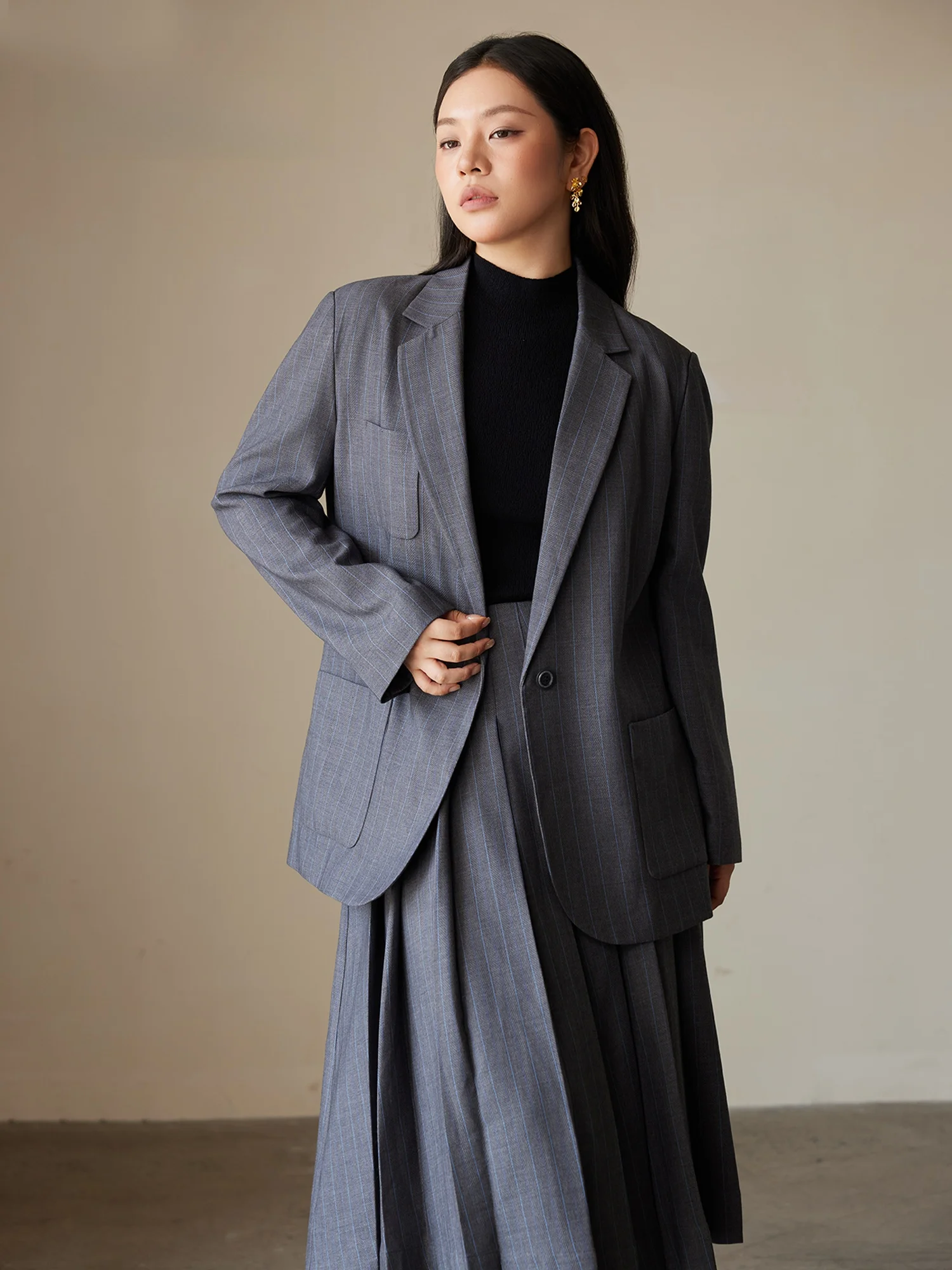 

Костюм-двойка Plusmall Milan: жилет и юбка миди с тонкой текстурой для работы и повседневной носки, большие размеры, прямой крой