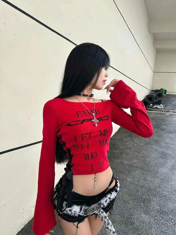Kimutomo Women T Shirts Sexy Diagonal Collar Off Shoulder Bandage Slim Crop Tops Letter Printed Grunge Female Fashion Casual Tee