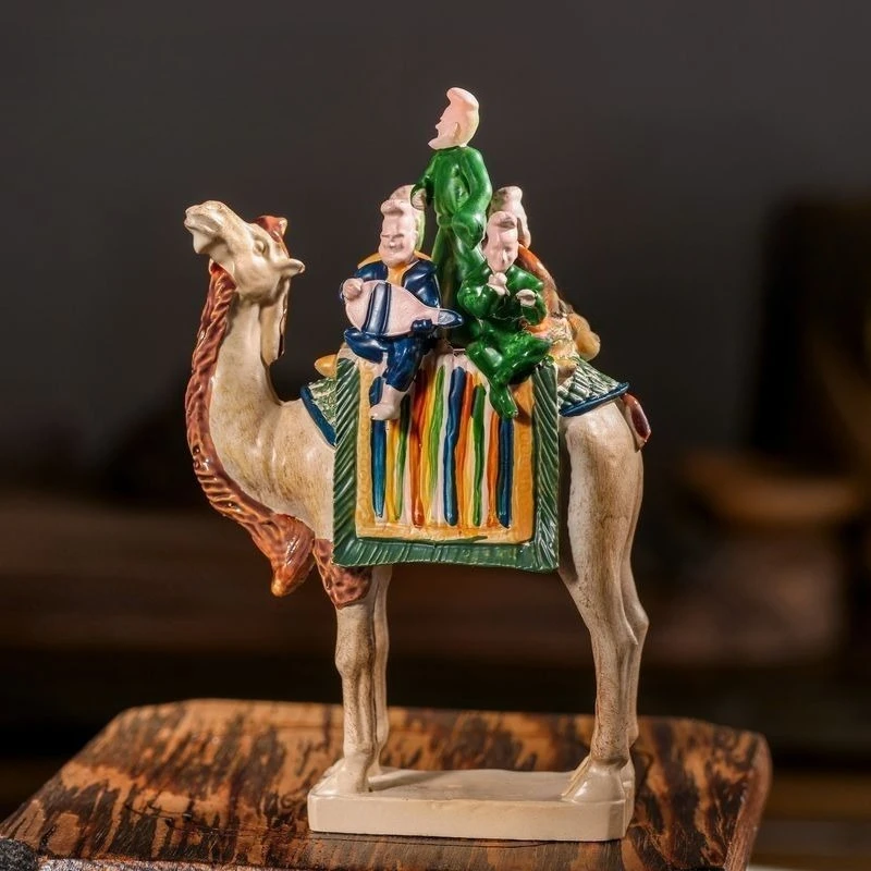 Three-color glazed pottery camel-loaded figurines resin AR refrigerator sticker museum creative magnetic attraction