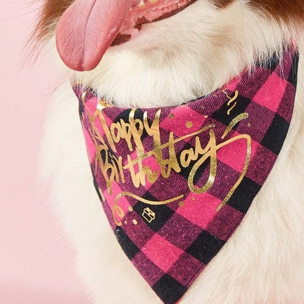 

Pet Product Adjustable Pet Triangular Neckerchief Plaid Personalized Dog Bandanas Decoration Cloth Pet Scarf Dogs Birthday