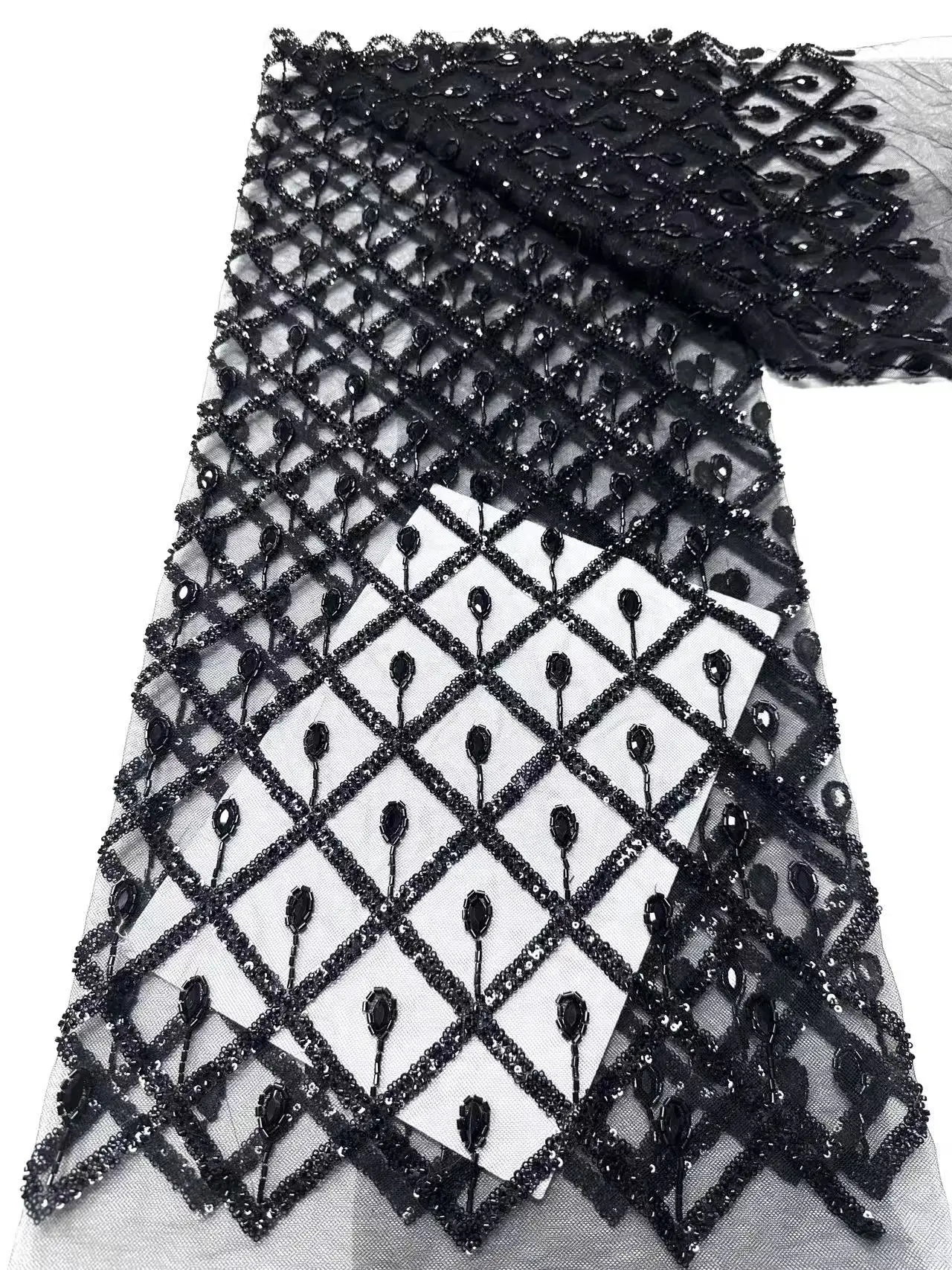 

High Quality Fashion African Sequins Tulle Embroidered Groom Lace Fabric Beaded Sequins Lace Fabric For Nigerian Wedding M100-1