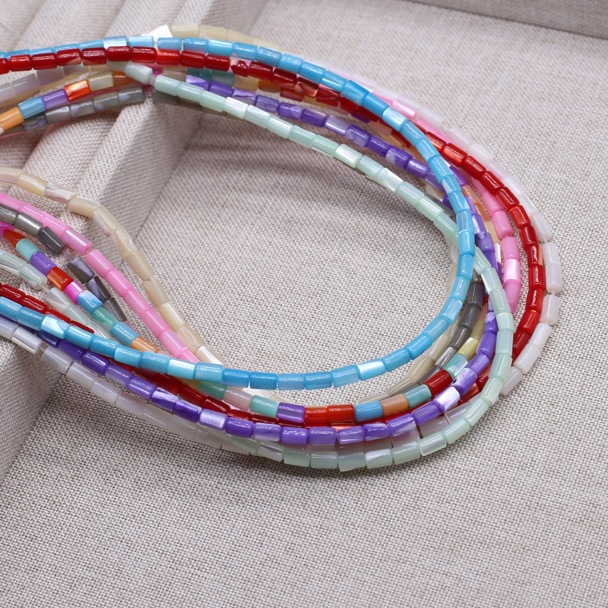 3x5mm Cylindrical Dyed Natural Freshwater Shell Semi-Finished Beads for DIY Women Jewelry Making Necklaces Bracelets Accessories