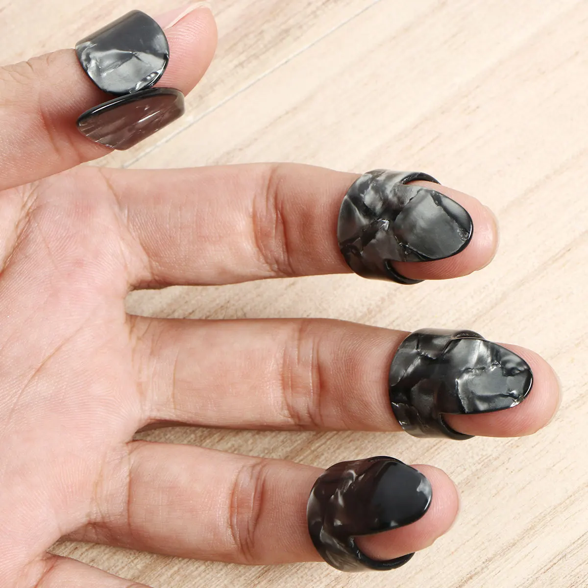 

4Pcs Thumb Finger Guitar Picks Celluloid Durable Ultra Thin Nail Plectrums for Bass Guitar Practice Black Grey