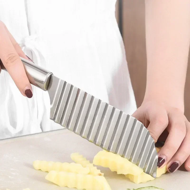 2026 New Potato Chip Slicer Dough Vegetable Fruit Crinkle Wavy Slicer Knife Potato Cutter Chopper French Fry Maker Tools