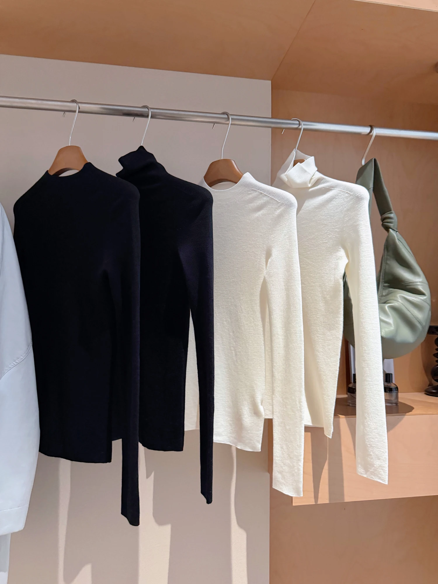 

Облегающий свитер из мериносовой шерсти с начесом, вязаный, с высоким воротником, дизайнерский, женский, модный, зима 2025