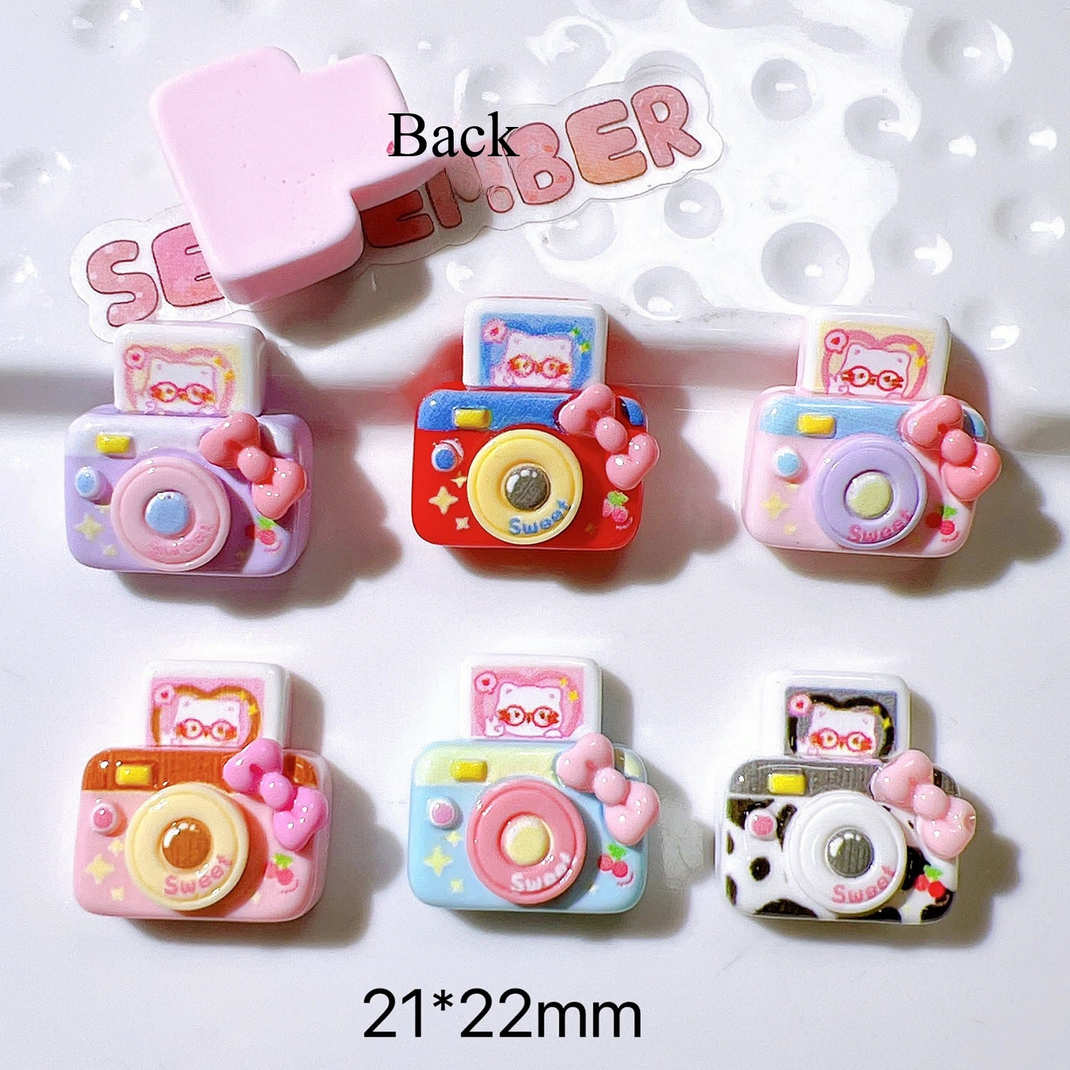 100pcs Wholesale Resin Miniature Hello Kitty Camera Craft Home Decoration DIY for Dollhouse Accessories