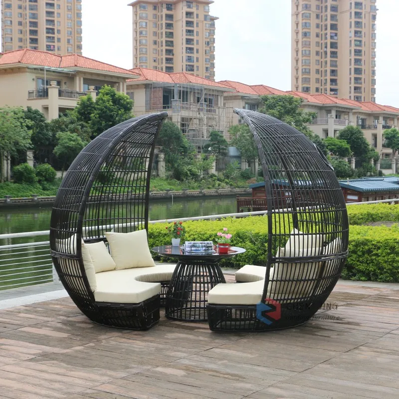 Outdoor Leisure Vine Weaving Bed Scenic Area Outdoor Bird Cage Sofa Round Bed