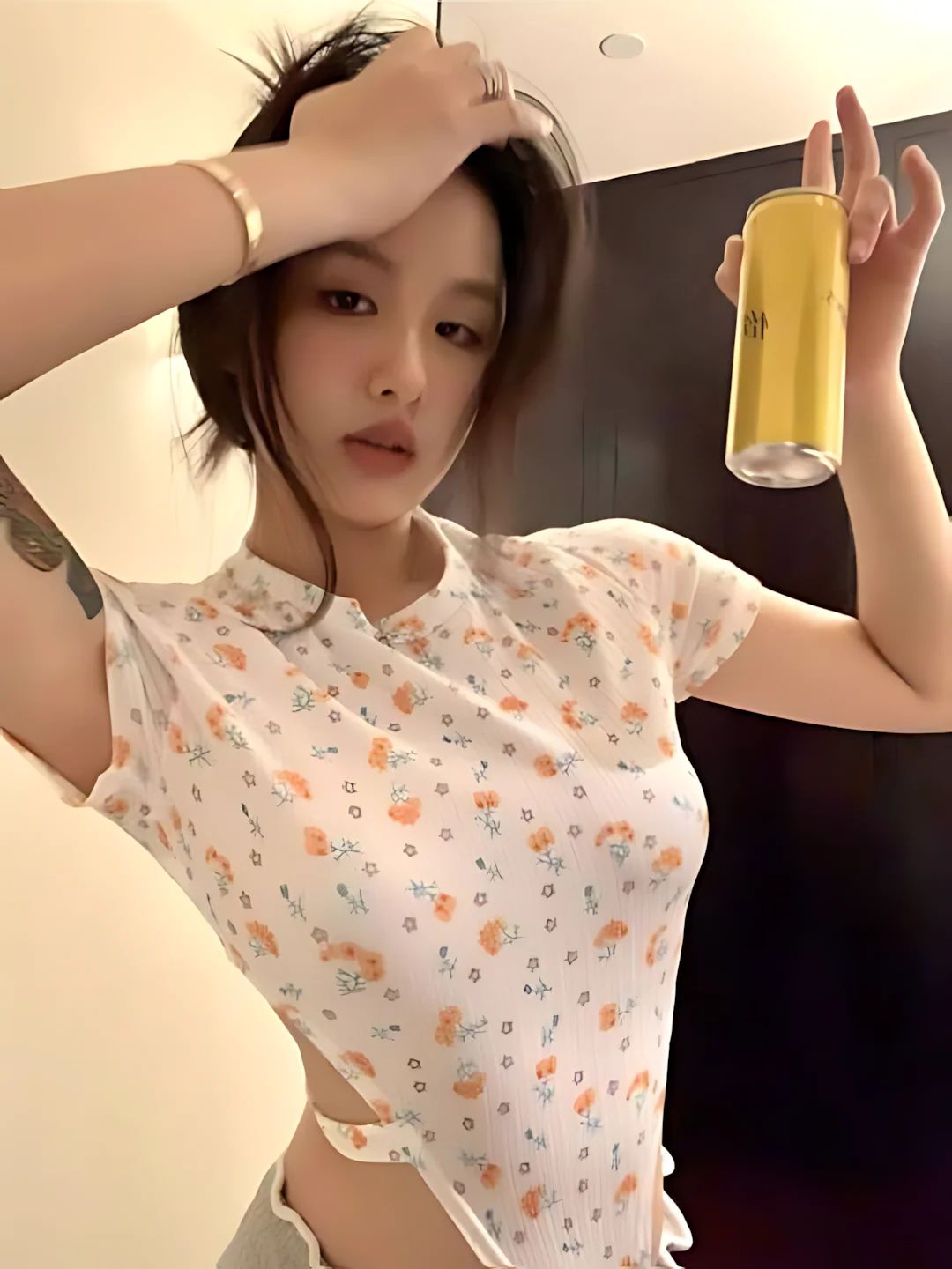 

Summer trend French retro fashion beige print sexy slim fit short sleeved jumpsuit top women's round neck temperament jumpsuit