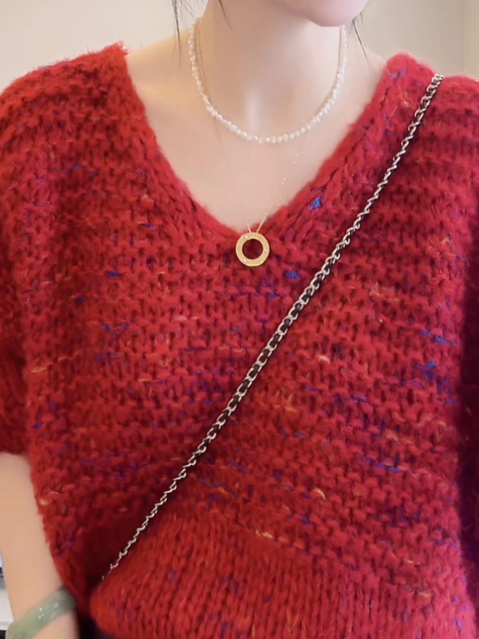 한국 스타일 브이넥 니트웨어 루즈핏 오버헤드 부드럽고 아늑한 가을 겨울 신상품 슬림핏 다용도 여성 스웨터