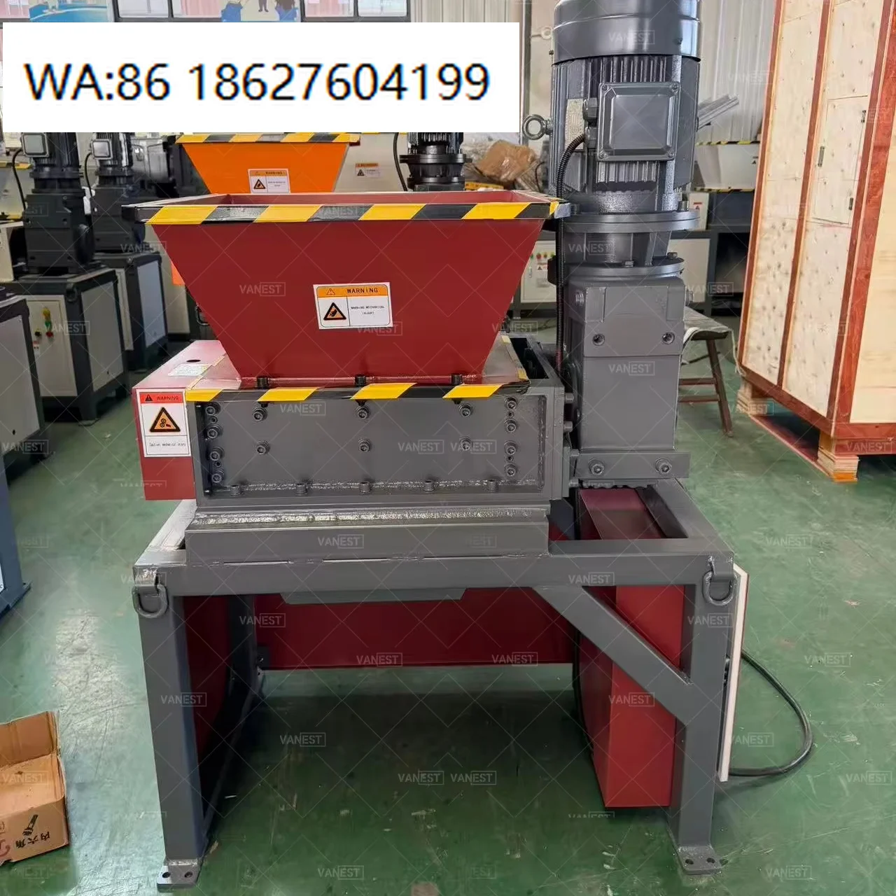 Multi Function Shredding Unit Processes Wood Pallets Windshields Plywood Paint Cans Large Cardboard Boxes