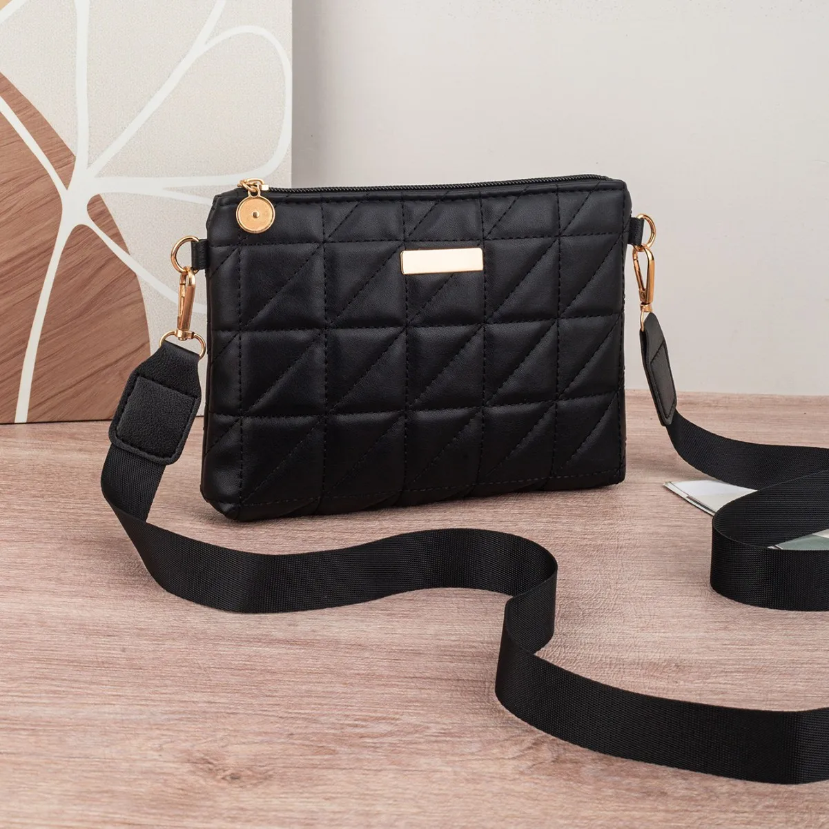 2026 NEW Small square handbag, mini phone bag, new style bag, compact embroidery, fashionable ladies' coin purse triangle image 4
