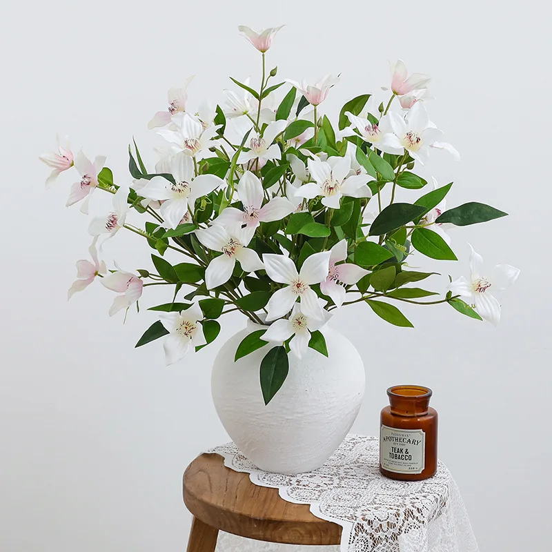 

5Pcs Artificial 4head Clematis Silk Flowers for Home Decoration Fake Flowers Wedding Bouquet Party Background Floral Arrangement