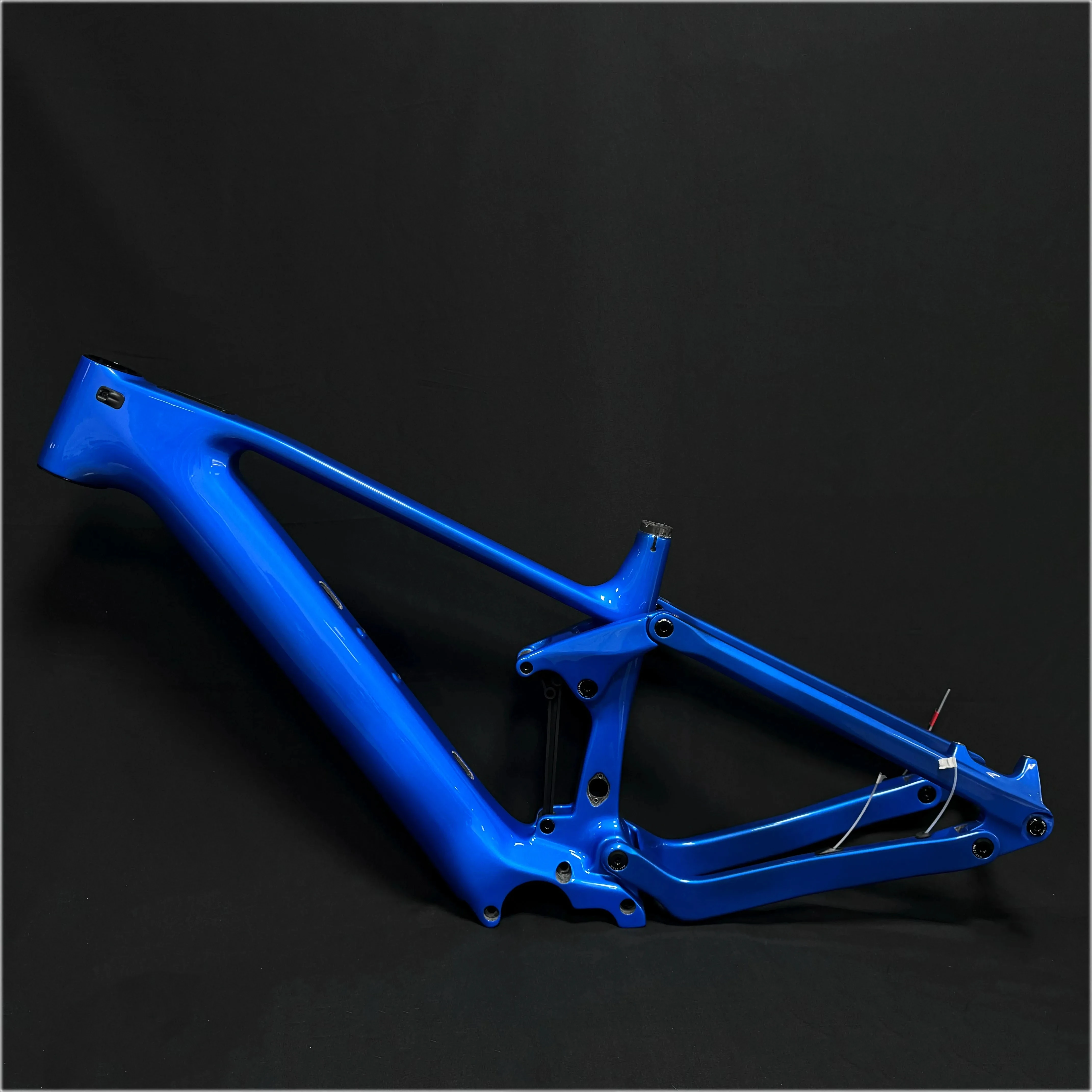 

2025 Newest DPC030 Display Carbon Mountain Electric Bike Frame Bafang M820 Motor Lightest Weight 29er 27.5er Bicycle Frame