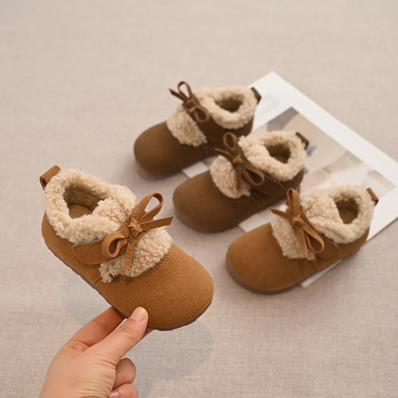 2025 Winter New Fashion Trend Comfortable Soft Soled Shoes Retro Style Low Top Non slip Sneakers Children's Cotton Casual Shoes