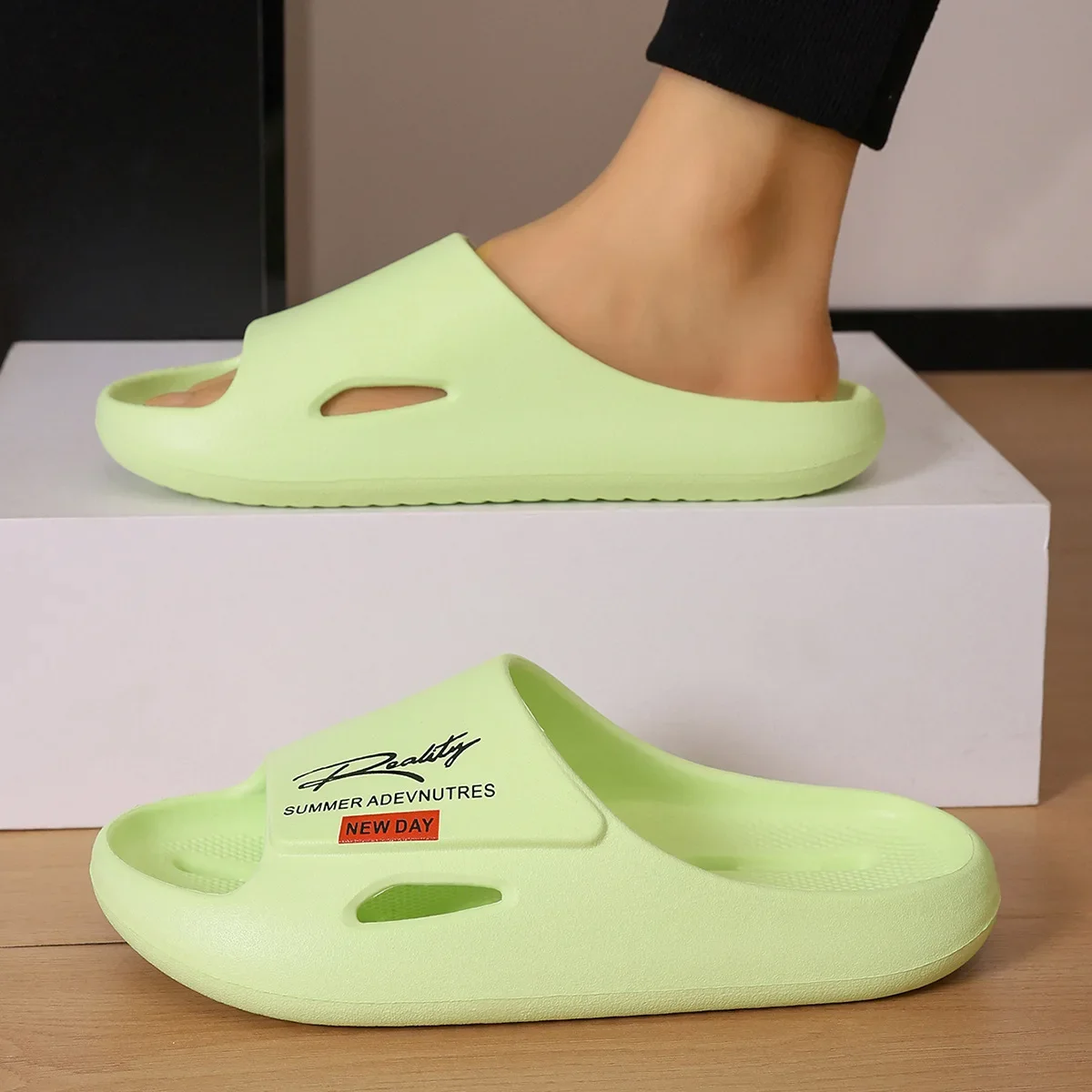 SHAJI Unisex Sommer Innovative Design EVA-Slides, Weiche Leichte Rutschfeste Freizeit-Hausschuhe für Innen- und Außenbereich – Detail 2