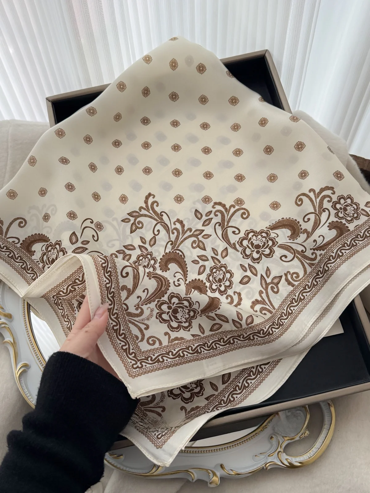 エレガントな中国風の花柄シルクスカーフ-65cm-女性用-高品質ファッションアクセサリー-理想的なギフト-若者や中年の方にも最適