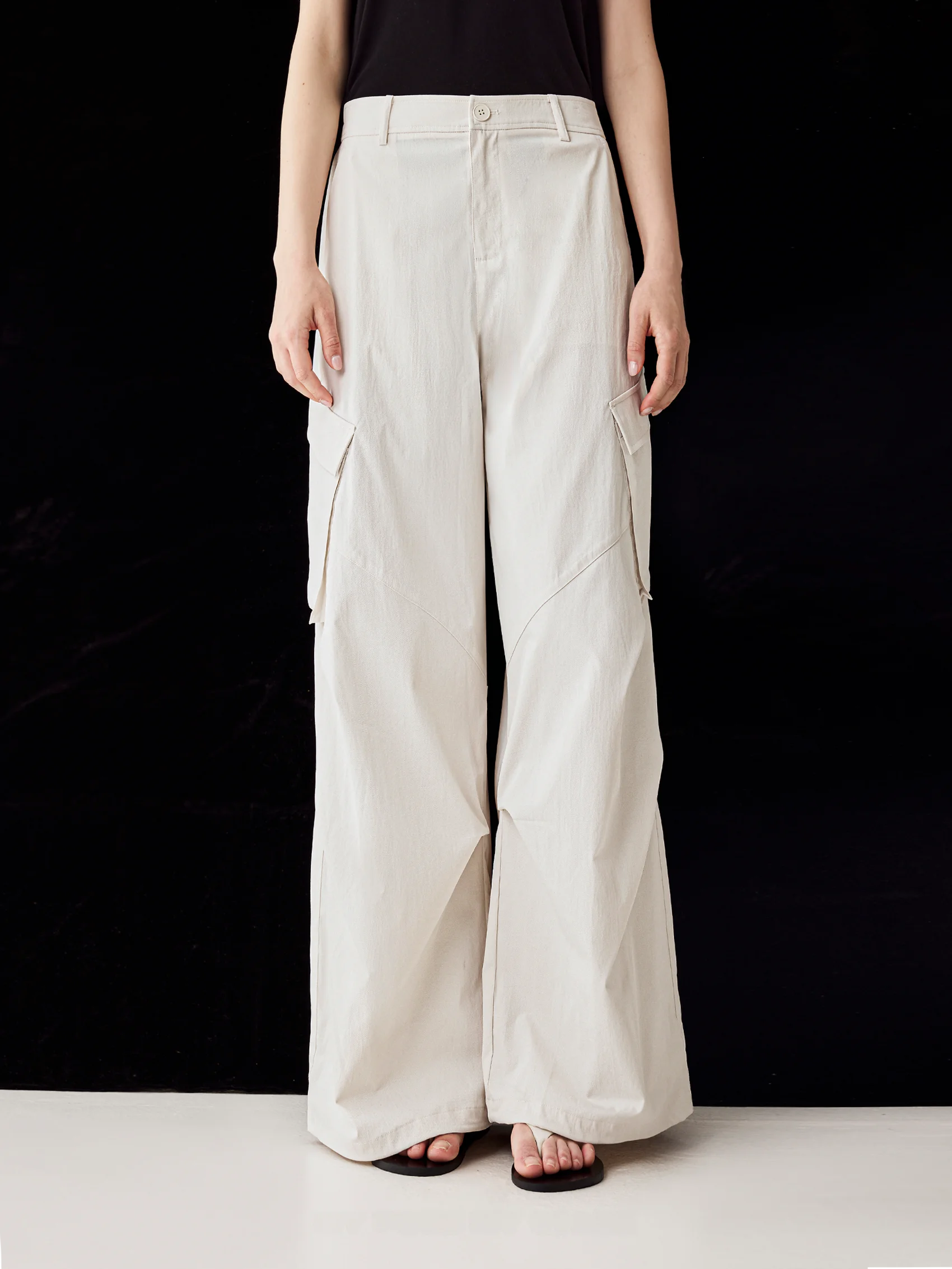 

Retro Workwear Style Wide Leg Pants Sofa High Waist Button Front Design Side Pocket Knife Pants for Women Casual Trousers
