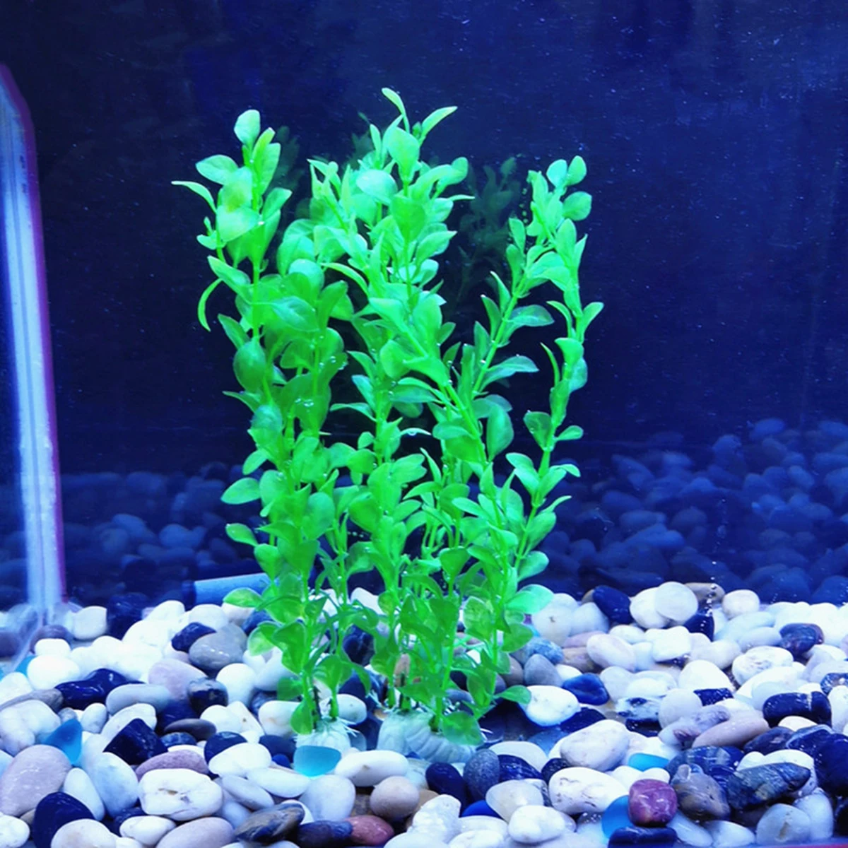 

4pcs Artificial Water Plant Set For Aquarium Fish Tank Decorative Fake Water Plant No Fade Low Maintenance Bright Color