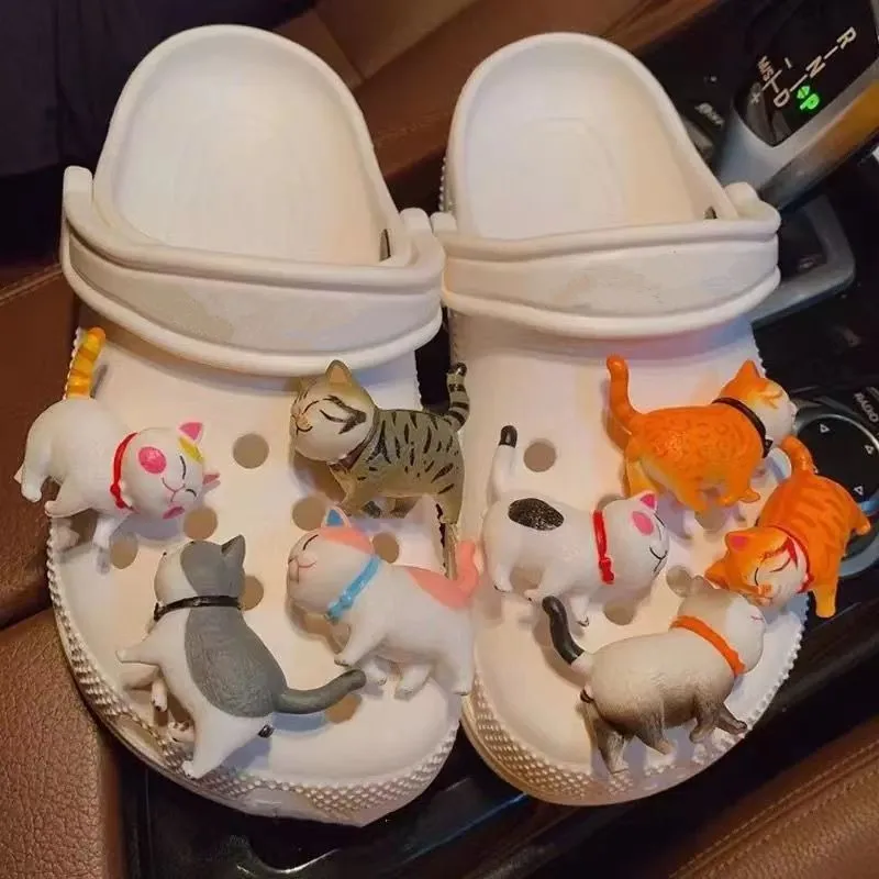 Hot 9pcs Cute 3D Cats Charms Designer DIY Stereo Shoe Decoration Clogs Kids Women Girls Gifts Charm For Gifts