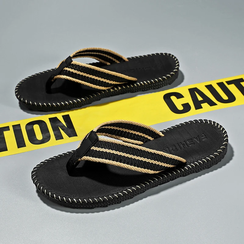 Slippers Men Ultra-light Rubber Plastic Woven Belt Flip Flops Waterproof Comfortable Trendy All-match Slippers Wear-resistant