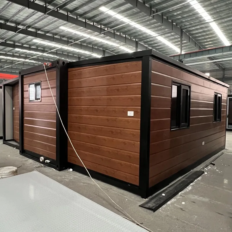 Prefabricated Luxury Container House and Portable Mobile Home 20ft 40ft 2 Bedrooms Expandable Villa Garden