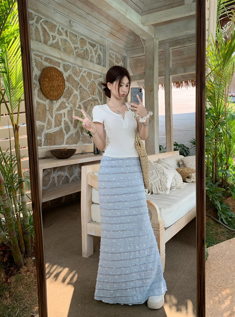 

White Shoulder-Length Short-Sleeve T-Shirt And Skirt Set Women's Gentle Style Summer Fashion Two-Piece Outfit with Wood Grain...