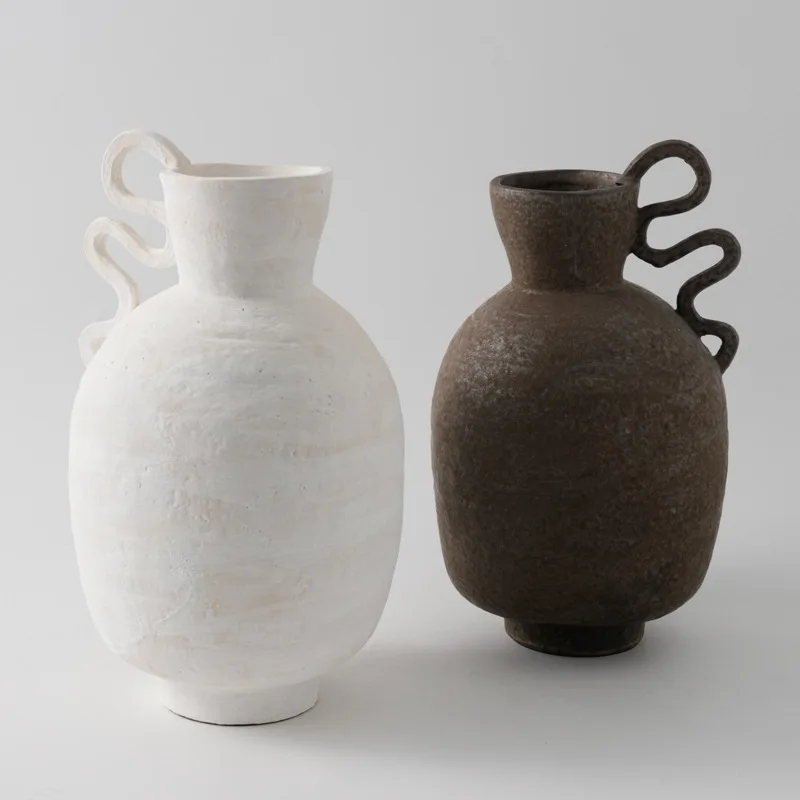 

New Chinese retro ceramic small mouth vase ornament Home model room B & B hotel Hengdian shooting pottery pot decoration