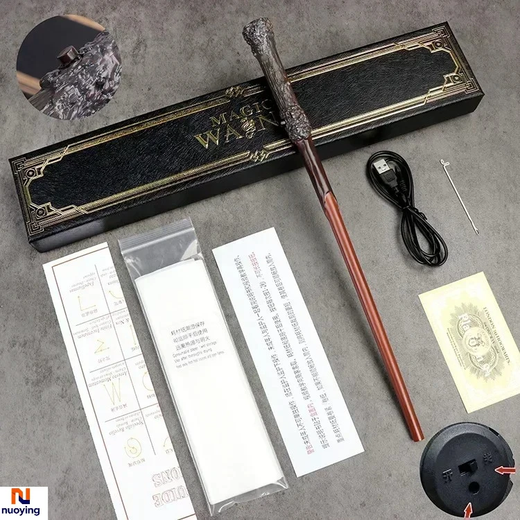 Beast Kingdom Wizard Magic Wand met vuurspuwende effecten, gloeiende cosplay-accessoire, Halloween- en kerstspeelgoed