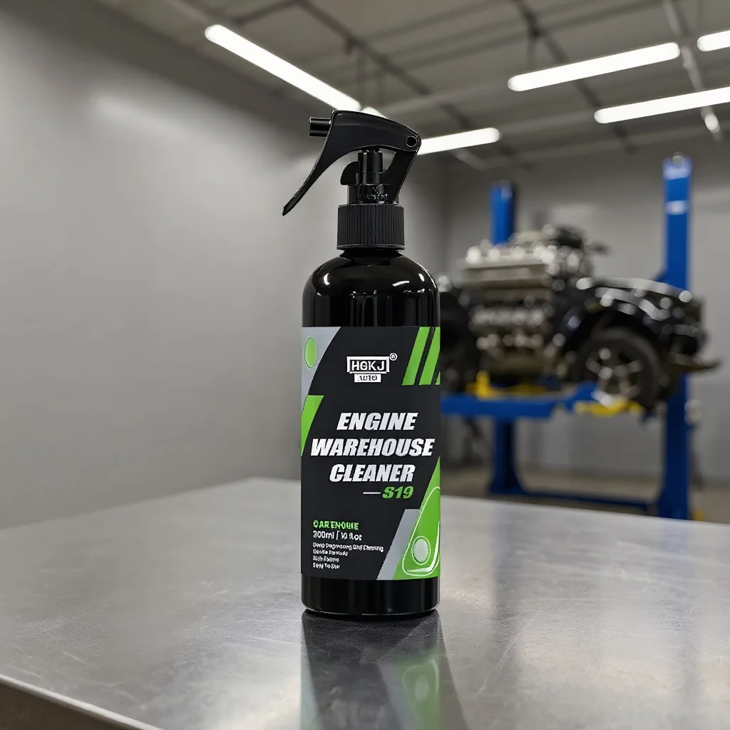 

Engine Bay Cleaner - Heavy Duty Degreaser for Oil & Dust Decontamination with Shine Protection