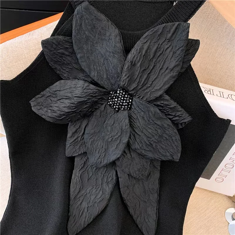 Camisole à fleurs tridimensionnelles pour femme, haut tout assressenti, haut à licou sexy pur, petit haut en fibre, été