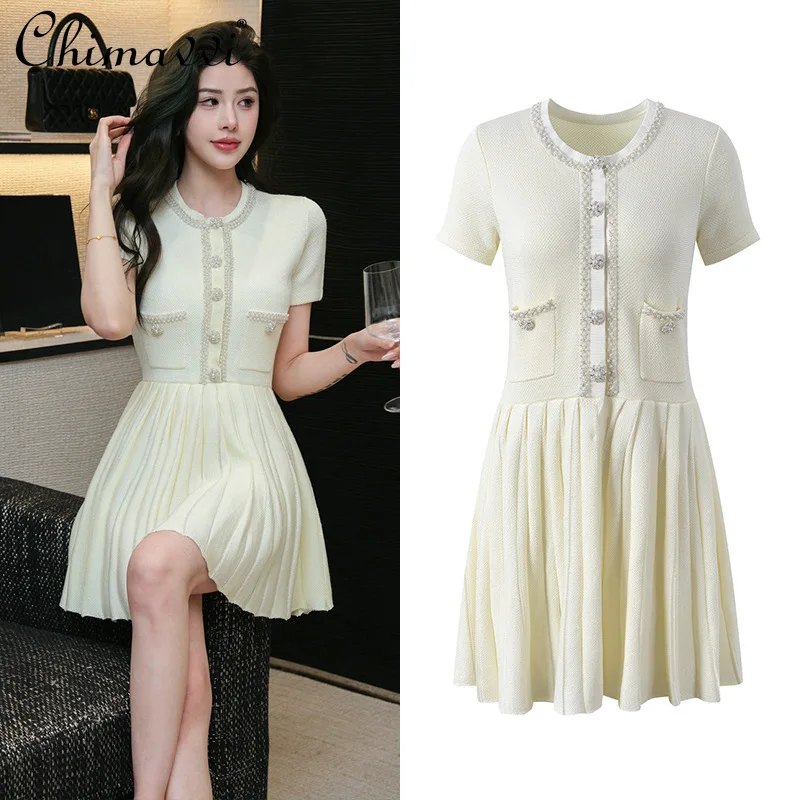 

2024 Summer New High-end Heavy Industry Bead Round Neck Diamond Buckle Pleated Dress Slim Temperament Short Party Women's Dress