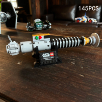 Star Wars series Luke Skywalker lightsaber building block model Star Wars children's and boys' puzzle building block toy gift
