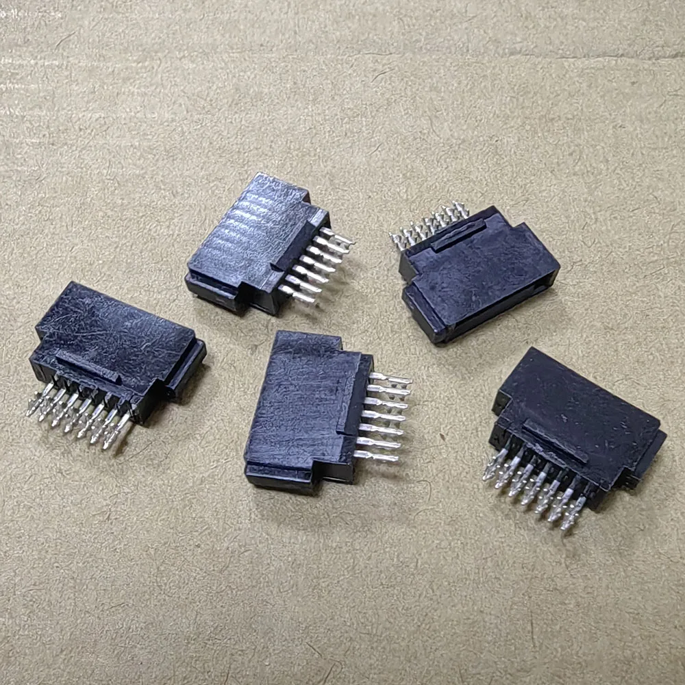 SATA 7Pin Female Seat Connector Interface180 Degree Straight Needle Riveting Type 7P SATA Power Supply  Welding Wire Socket