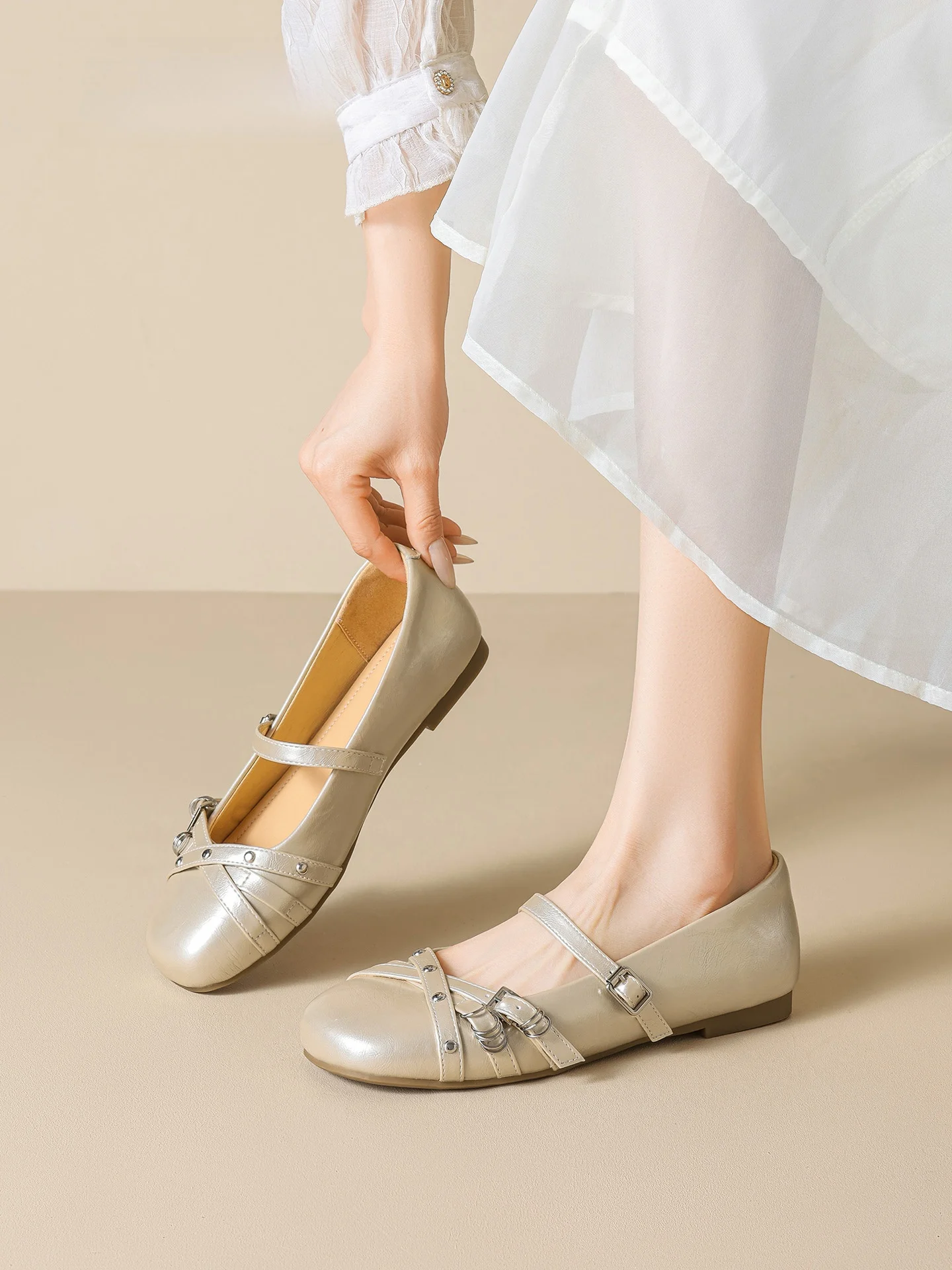 

Agsdon Summer Breathable Women's Ballet Flat Mary Jane Shoes Slip-On round Toe Flat Heel Rubber Outsole PU Lined Fashion Snea...