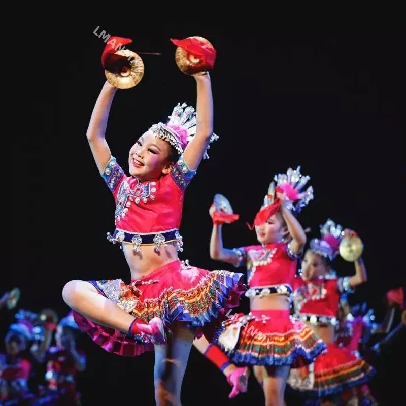 Strój do tańca narodowego w stylu Miao, Yi, Xiao He na Dzień Niepodległości dla dzieci, strój do tańca Dang Pai Start Dang