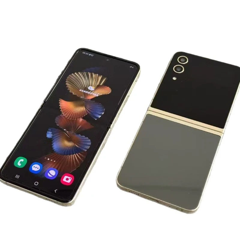 The foldable W25 is an upgraded W25 China version full network 5G phone