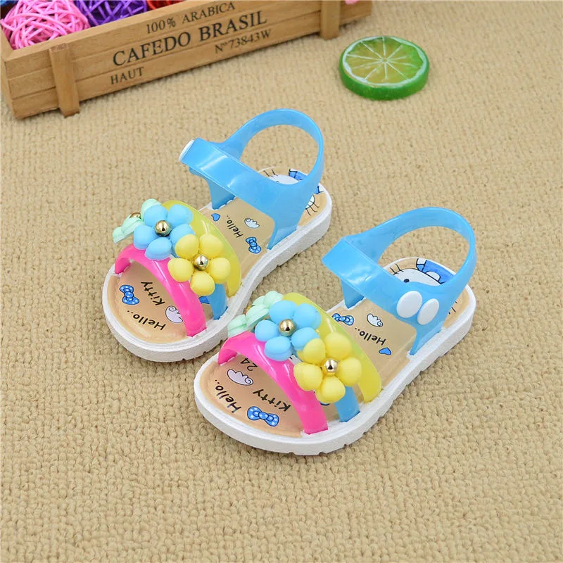 2022 new girls\' sandals summer plastic season 2-7Y girls children\'s beach shoes Korean version flower sandals baby soft bottom