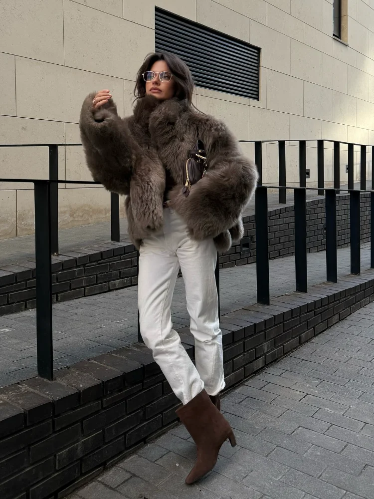 Рисунок 5 - Женское шикарное свободное меховое